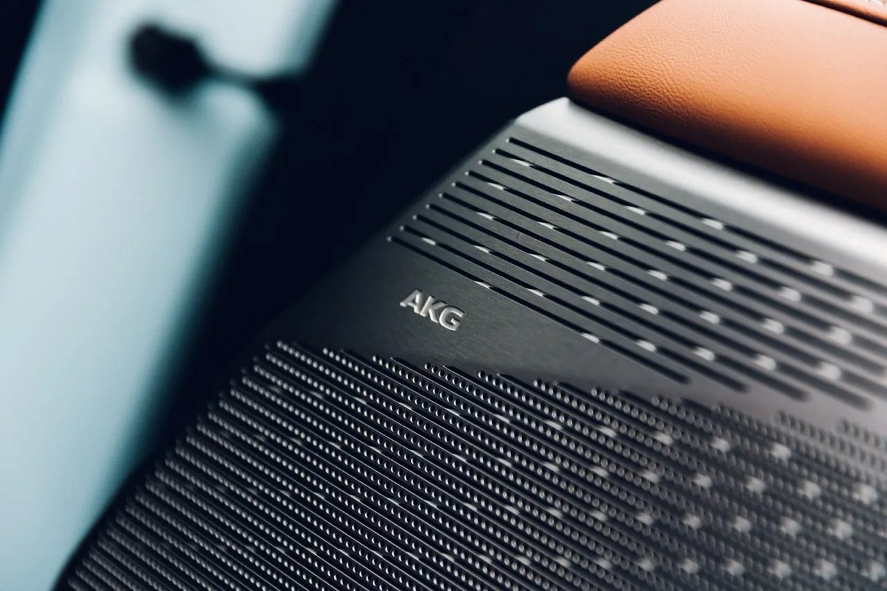 Cadillac, AKG ve Maroon 5’in Dolby Atmos Dünyasına Girişi: Ses Nesneleriyle Birlikte Unutulmaz Deneyimler