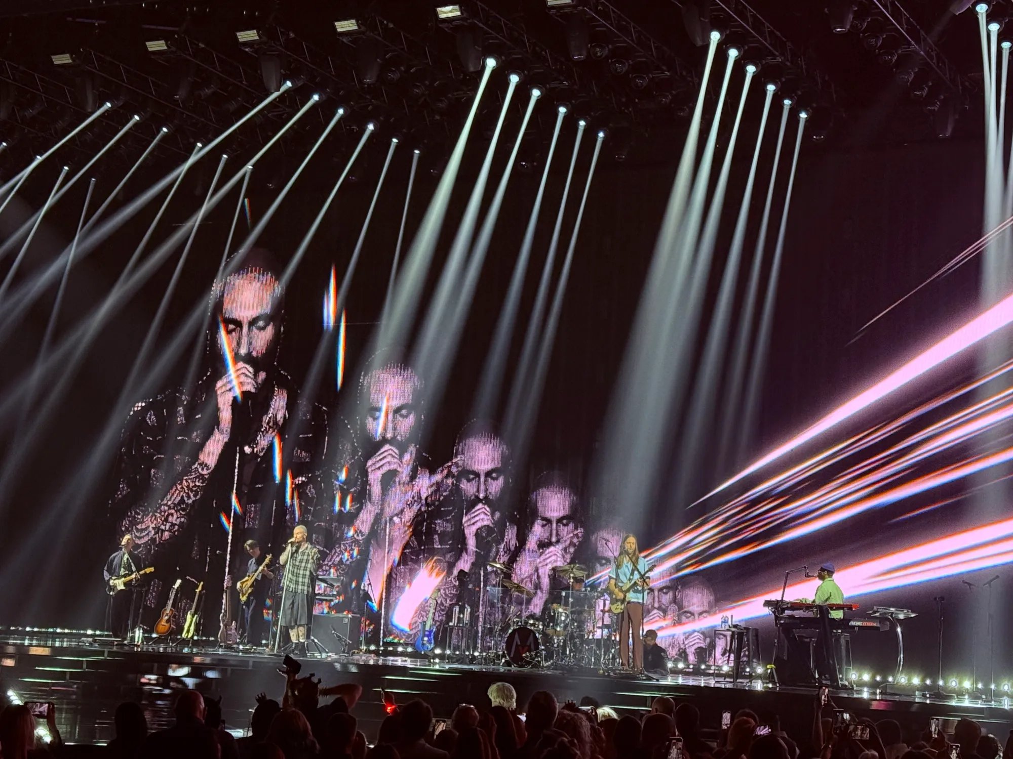 Cadillac, AKG ve Maroon 5’in Dolby Atmos Dünyasına Girişi: Ses Nesneleriyle Birlikte Unutulmaz Deneyimler