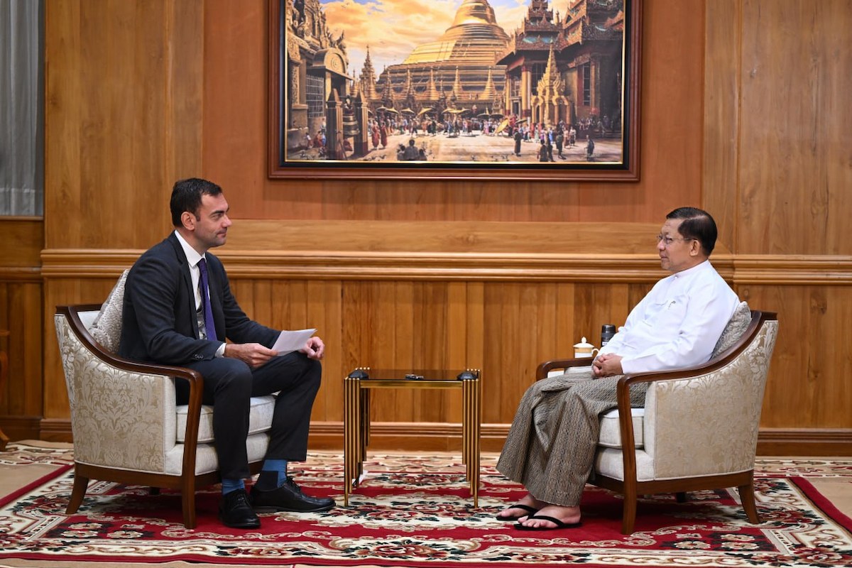 Amerikalılar Myanmar’a Geri Dönüyor mu? Asla Tam Ayrılmamışlardı
