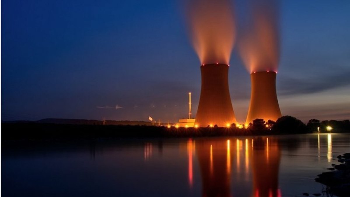 Nükleer Enerjinin Küresel Yeniden Yükselişi: Talep, İklim ve Enerji Güvenliği Üçgeninde Bir Dönüşüm
