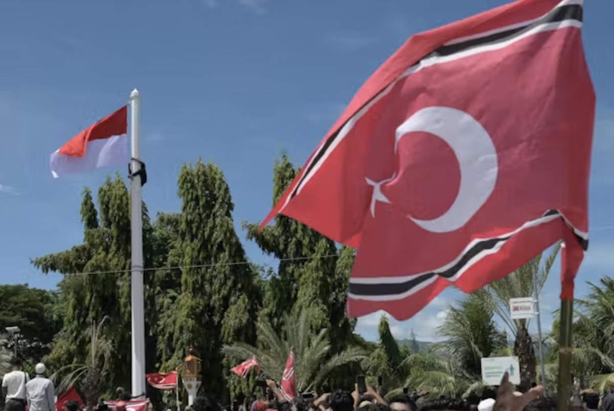 Aceh’de Barışın 21. Yılı Kutlamasında Bağımsızlık Sloganları Yükseldi, Kurban Sayısı ve Yardım Yetersizliği Eleştirisi Arttı