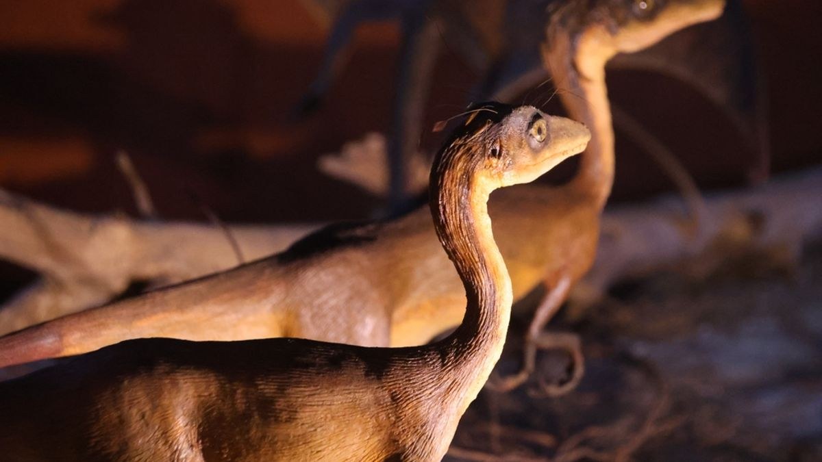 Küçük Dinosuarlar, Devasa Yakınlarından Evrim Açısından Avantajlı Olmuş