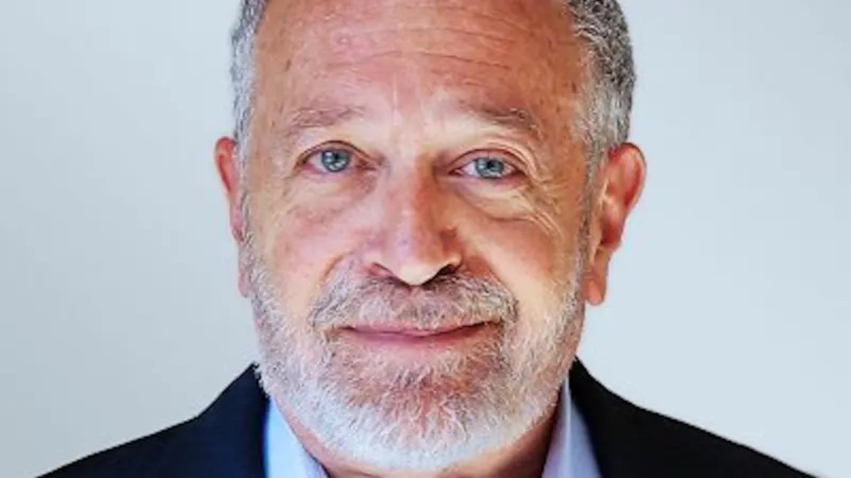 Robert Reich’den Hegseth’nin “Otonom Savaş Komutanlığı” Planına Keskin Eleştiri: Korkunç Sorumsuzluğun Reçetesi