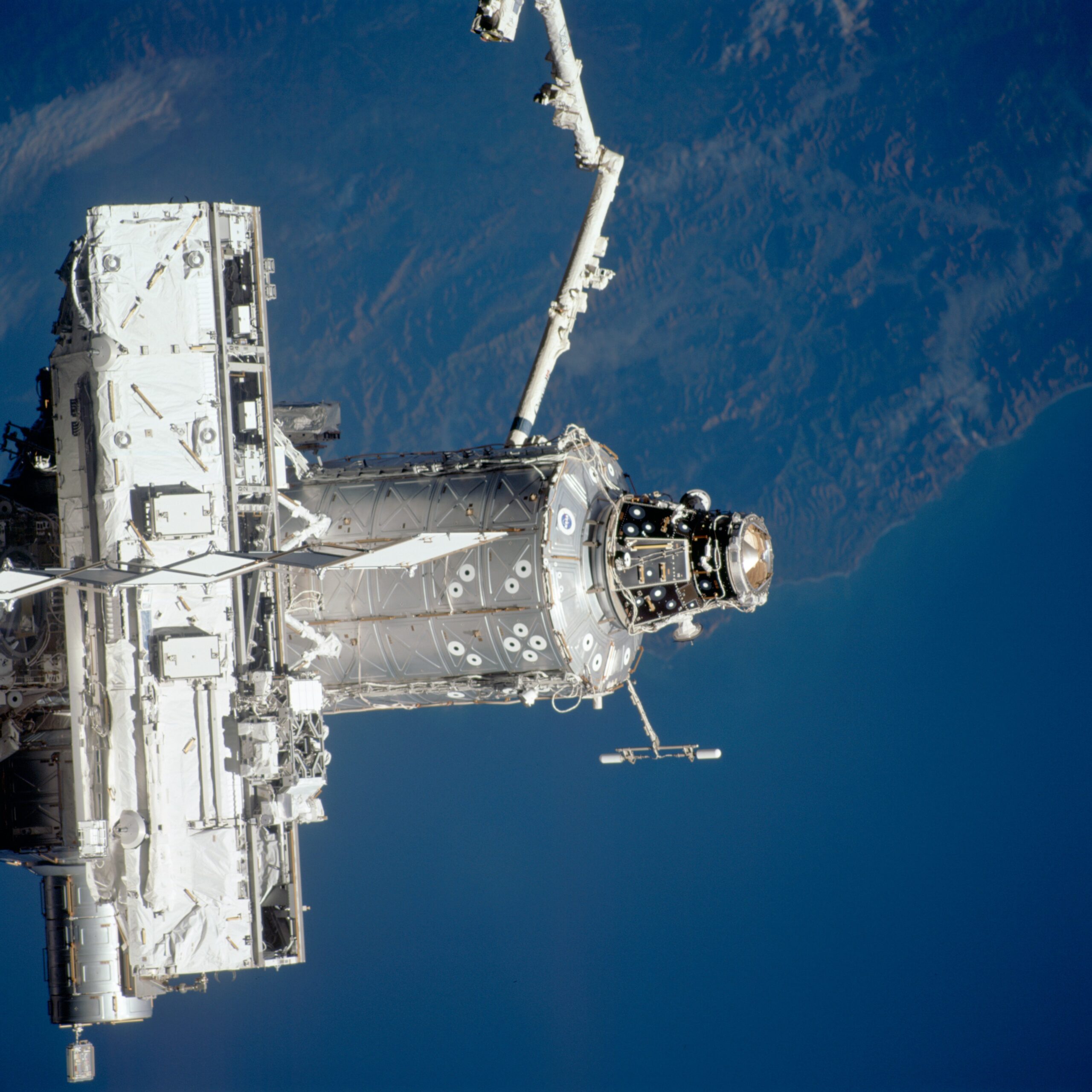 View of the zenith side of the ISS taken during — 2002 Dönemi Bilim Tarihi Belgesi